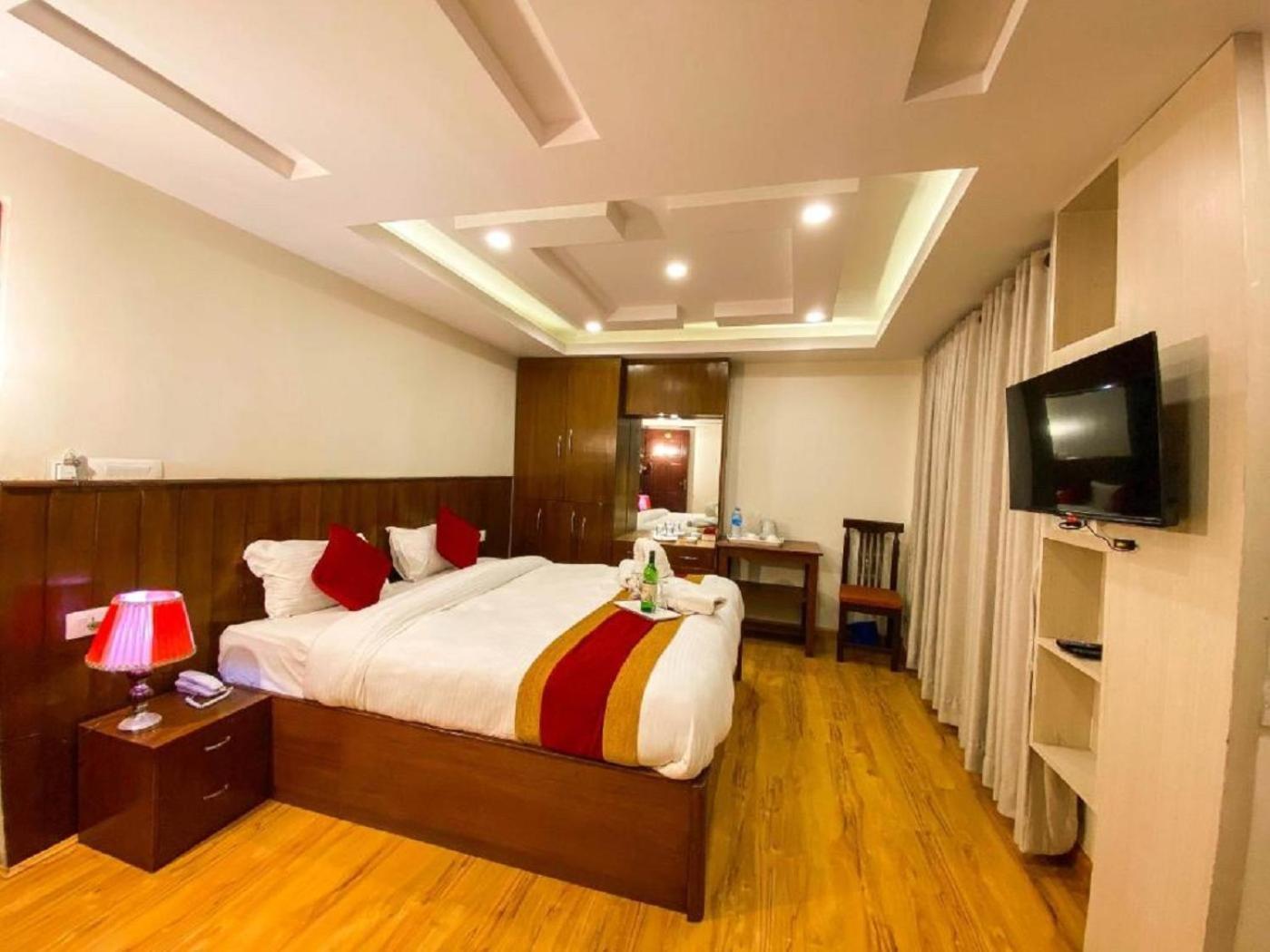 Hotel Linda Suites Near International Airport By La Casa Nueva Delhi Exterior foto